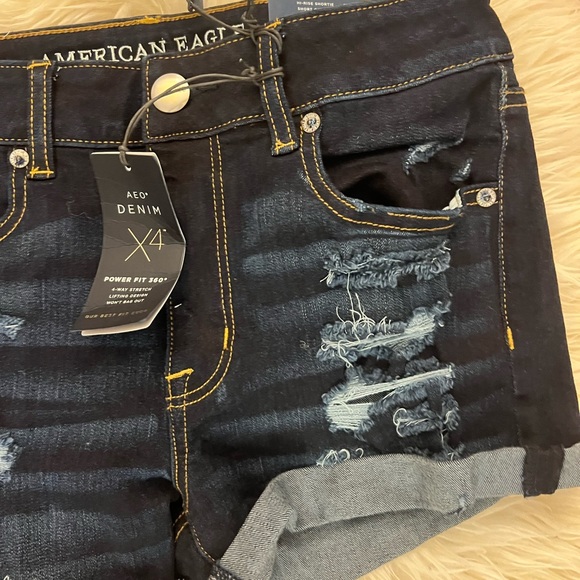 American Eagle hi-rise ripped jean shorts sz6 NWT - Picture 2 of 4